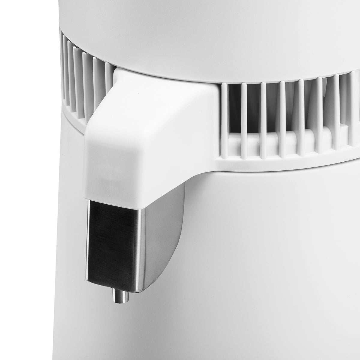 Distillateur d’eau professionnel blanc